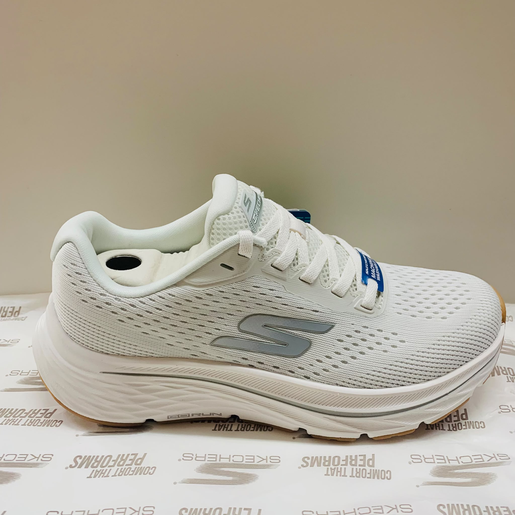Skechers Go Run Consistent 3 Rushline Col.OffWht Donna